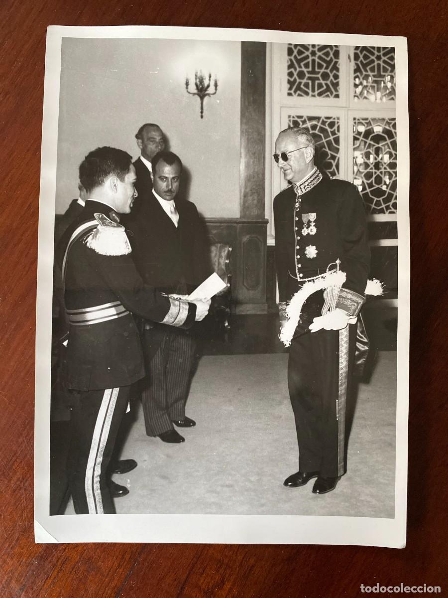 Military Antiques: FOTOGRAFIA DE EMBAJADOR ESPA&Ntilde;OL EN JORDANIA, FOTO STUDIO COLUMBIA (AMMAN), MIDE 17,5 X 12 CMS.