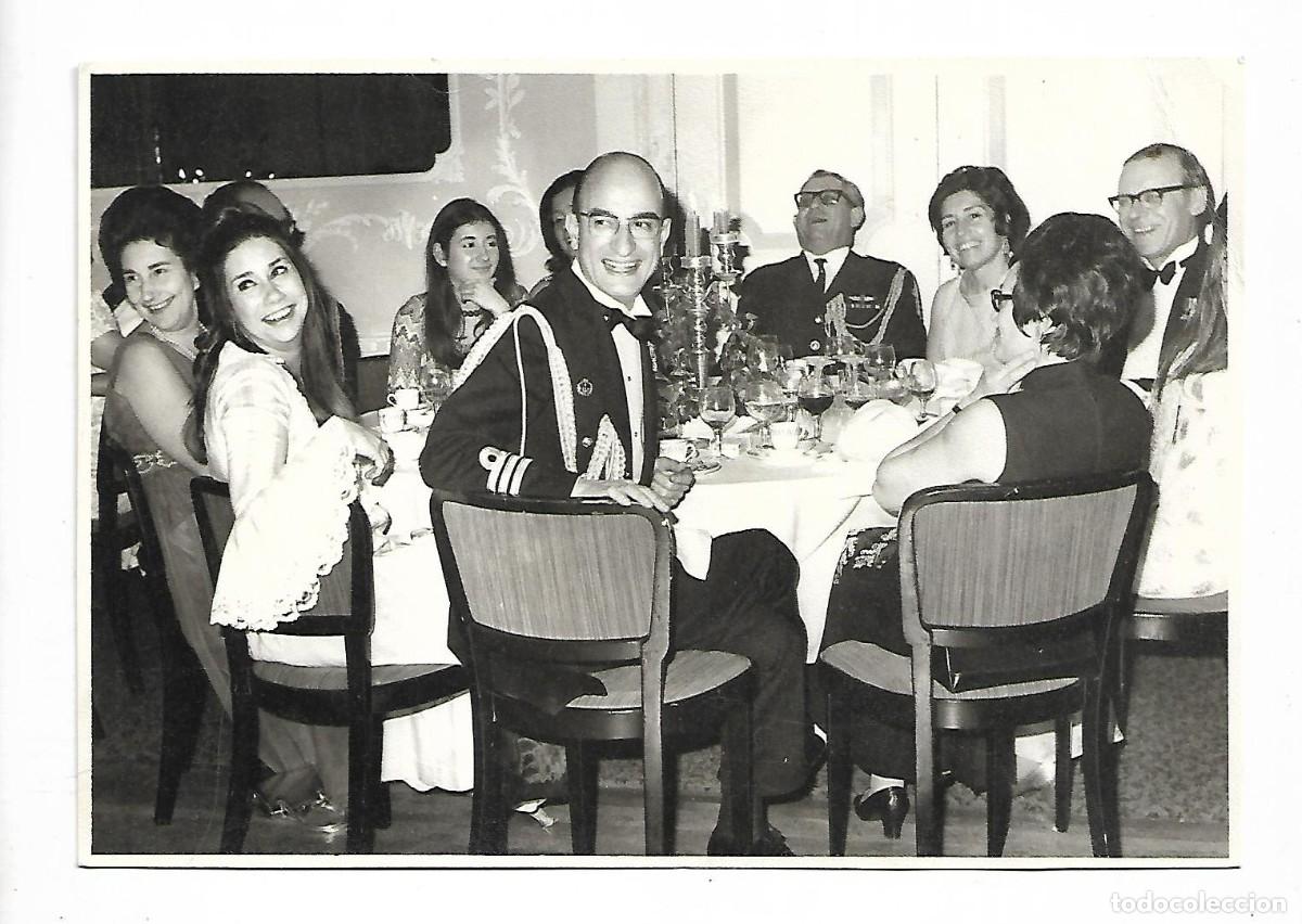 Militaria: M25- FOTO ANTIGUA- CENA DE MILITARES Y ESPOSAS - DORAHESTER -BAILE DE AGREGADOS 1.971 -FOTO -ERICA