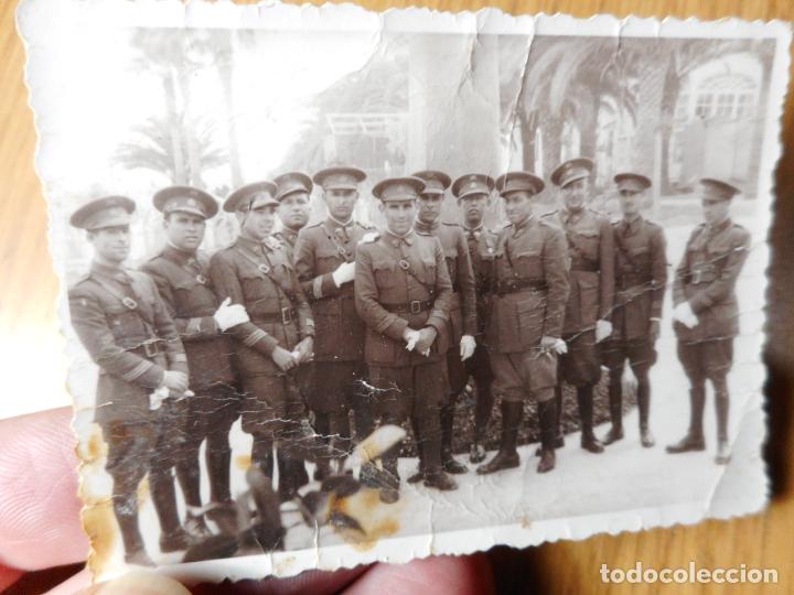 Militaria: ANTIGUA FOTOGRAFIA GRUPOS DE MILITARES A&Ntilde;OS 30 REPUBLICA?