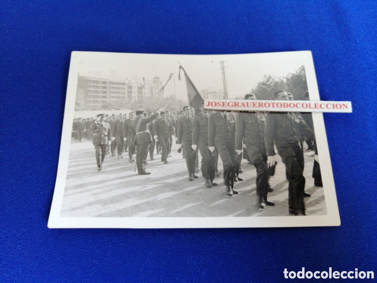 Militaria: EJ&Eacute;RCITO ESPA&Ntilde;OL JURA DE BANDERA FOTOGRAF&Iacute;A ANTIGUA