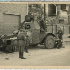 Militaria: 1940-45 FOTO II GUERRA MUNDIAL. VEHÍCULO BLINDADO PANHARD 178 DESTRUIDO