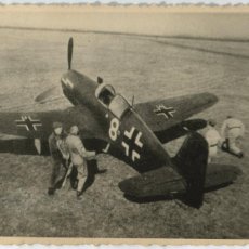 Militaria: 1940-45 FOTO II GUERRA MUNDIAL. LUFTWAFFE AVIÓN CAZA HEINKEL HE100 FICTICIO PARA ENGAÑAR AL ENEMIGO