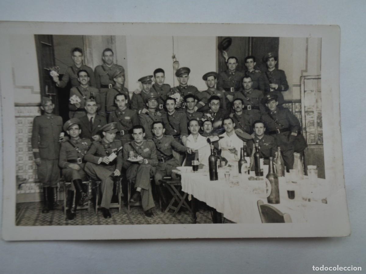 Militaria: GUERRA CIVIL : FOTO DE SARGENTOS Y SUBOFICIALES DE SANIDAD MILITAR NACIONAL