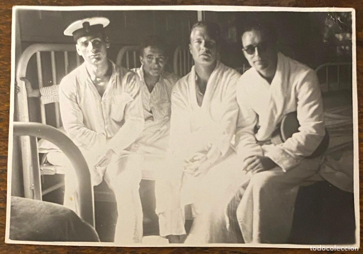 Militaria: FOTOGRAFIA DE MARINOS DE LA ARMADA, A&Ntilde;OS 40, MIDE 8 X 5,5 CMS.