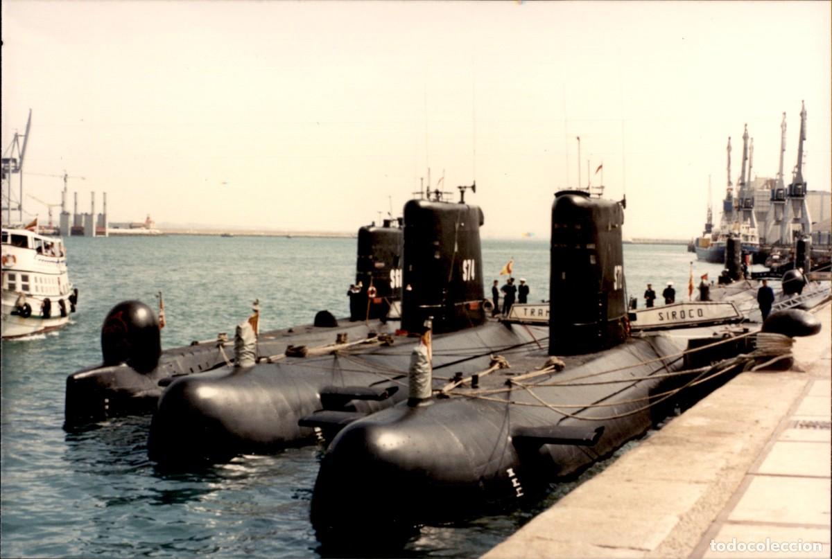 Militaria: Original - A&ntilde;o 1986 - Armada Espa&ntilde;ola - Submarinos Tramontana, Siroco, Delfin S72, S74, S61 Cadiz