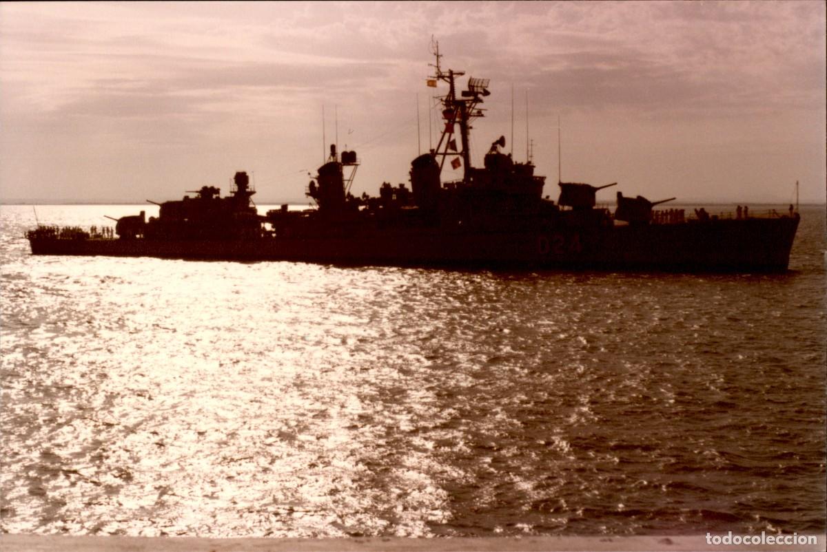 Militaria: Original - A&ntilde;o 1986 - Armada Espa&ntilde;ola - Destuctor Alcala Galiano D-24 Puerto de Cadiz