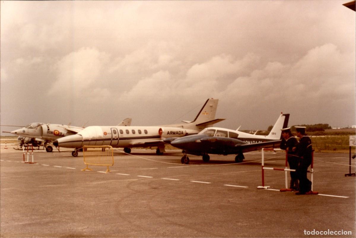 Militaria: Original - A&ntilde;o 1986 - Aviones y caza de la Armada Espa&ntilde;ola - Base naval de Rota - Cadiz