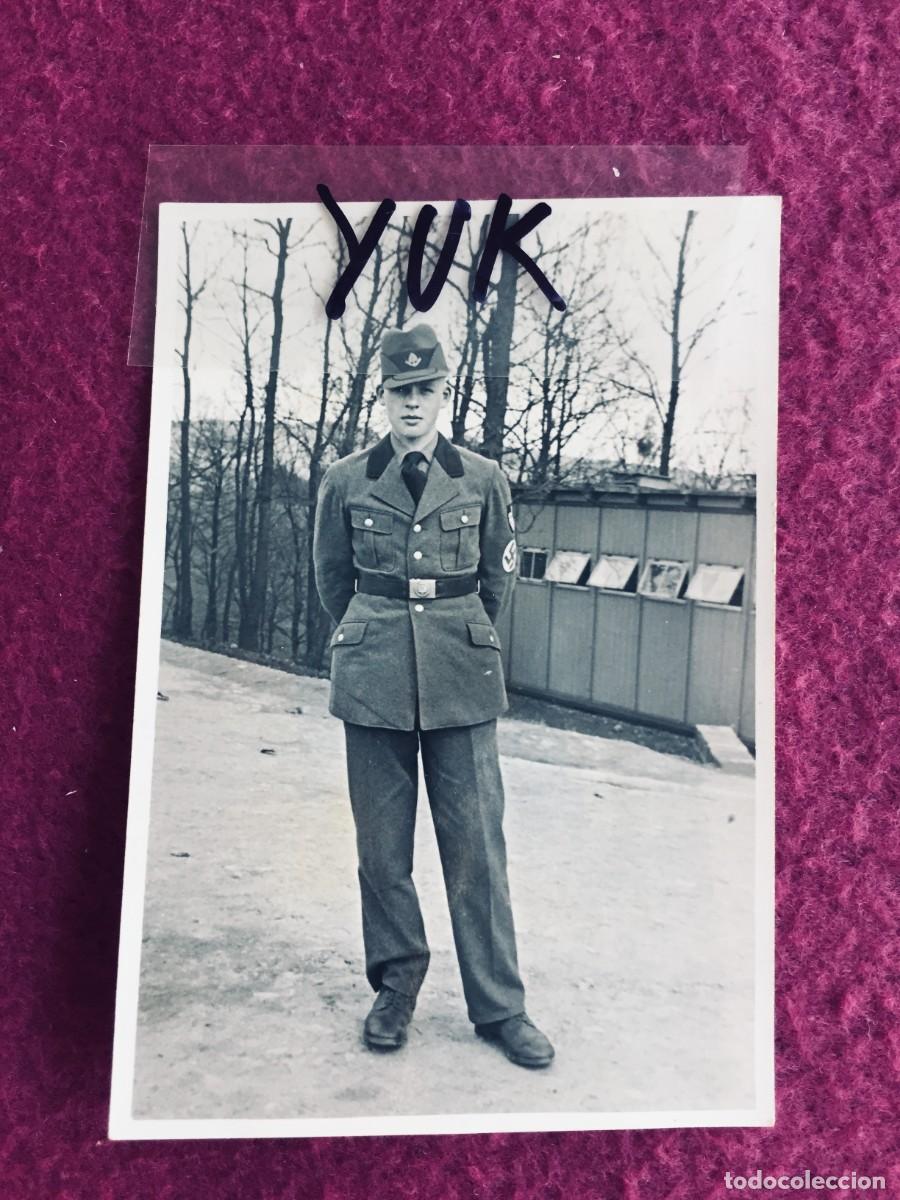Military Antiques: *** FOTO DE SOLDADO ALEMAN CON ESVASTICA EN EL BRAZO *** III REICH ** 2&ordf; SEGUNDA GUERRA MUNDIAL ***
