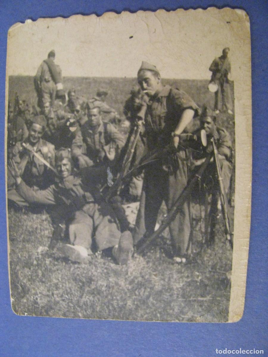 Militaria: FOTOGRAF&Iacute;A DE MILITARES. 7X5,5 CM.