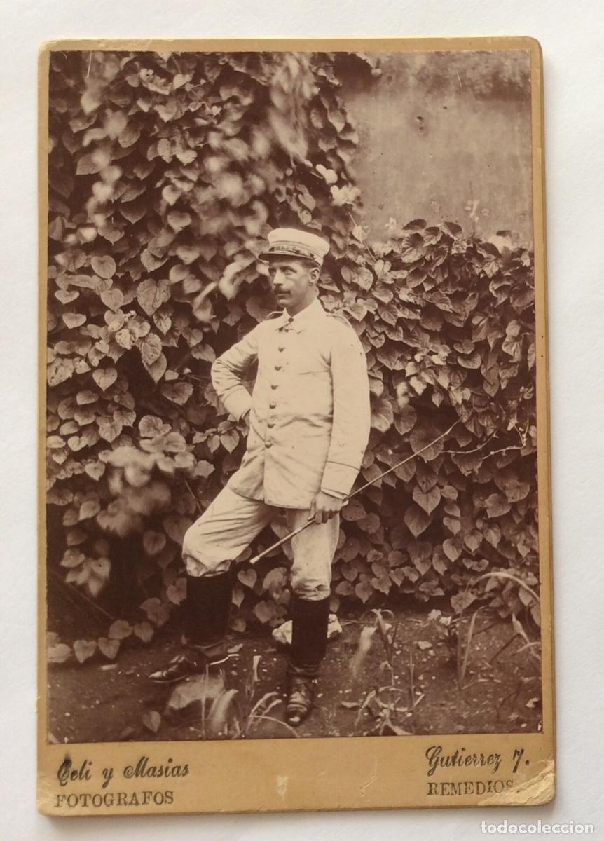 Militaria: FOTOGRAF&Iacute;A ALBUMINA CABINET 10&rsquo;5 x 16 CMS FOTO CUELI Y MASIAS REMEDIOS CUBA MILITAR OFICIAL UNIFORME