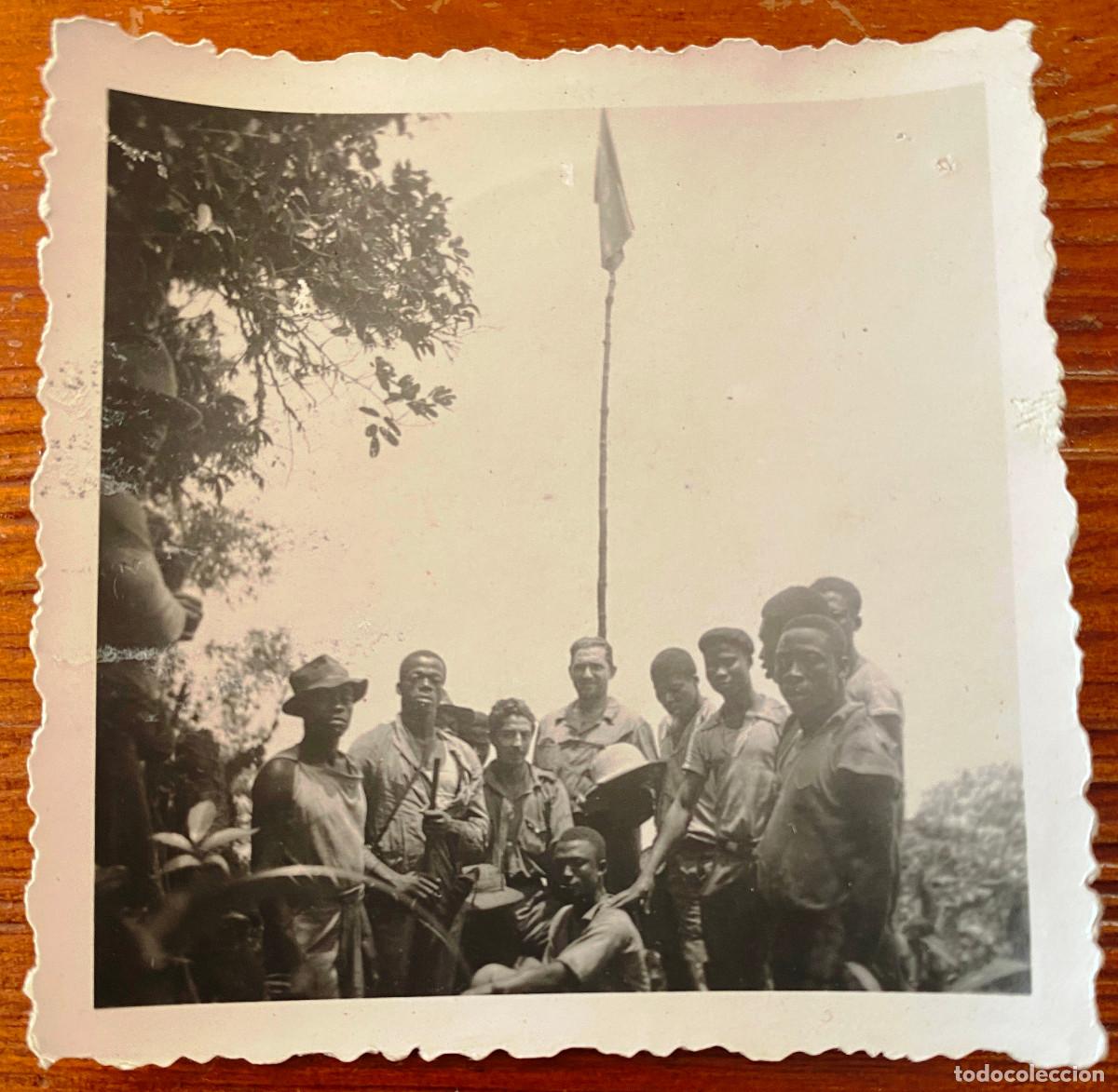 Militaria: FOTOGRAF&Iacute;A DE GUINEA ECUATORIAL, GUARDIA CIVIL, GUARDIA COLONIAL EN CAMPAMENTO, FOTO DEL SERVICIO FO