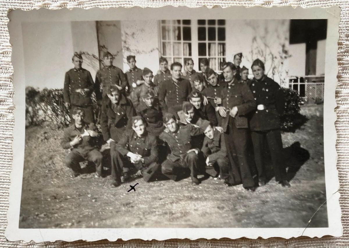 Militaria: FOTOGRAFIA DE MILITARES DE AVIACION GUERRA CIVIL, ZONA NACIONAL, LASARTE ABRIL 1937, MIDE 8,5 X 5,5