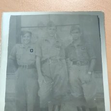 Militaria: ANTIGUA FOTO MUY OSCURA SE OFICIALES DE LA GUERRA CIVIL, ALGECIRAS 1938