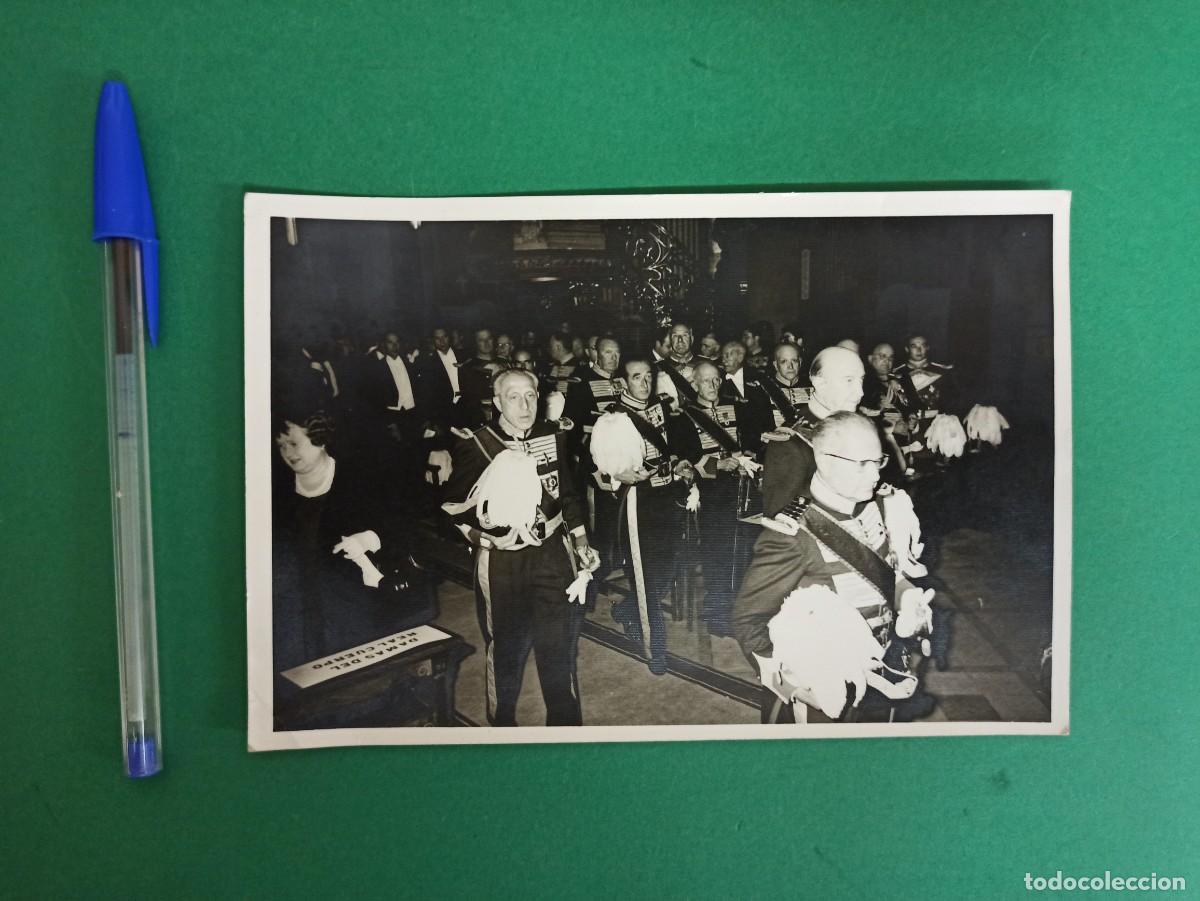 Militaria: Antigua fotografia con militares, seguramente de la Real orden de la nobleza de Catalu&ntilde;a ?