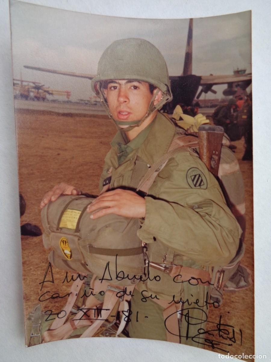 Militaria: BRIGADA PARACAIDISTA , BRIPAC : FOTO DE PARACA CON EQUIPO DE SALTO Y AVION, 1981