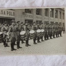 Militaria: FORMACION MILITAR TAMBORES Y CORNETAS 1941, FOTO CHIVITE ZARAGOZA