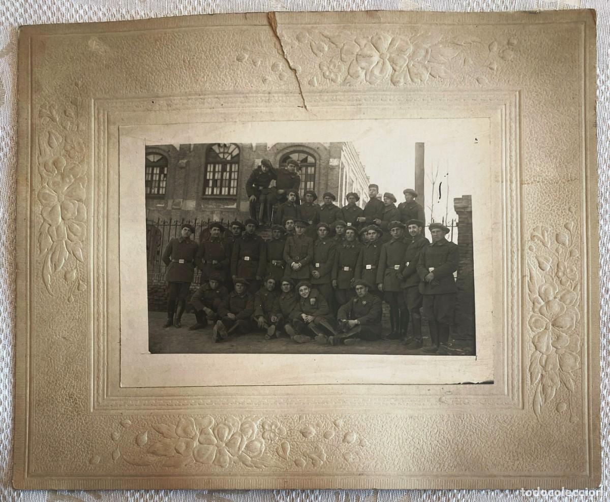 Militaria: FOTOGRAFIA DE REGIMIENTO DE INTENDENCIA, POSIBLEMENTE DURANTE LA REPUBLICA, MIDE 26 X 21 CMS.