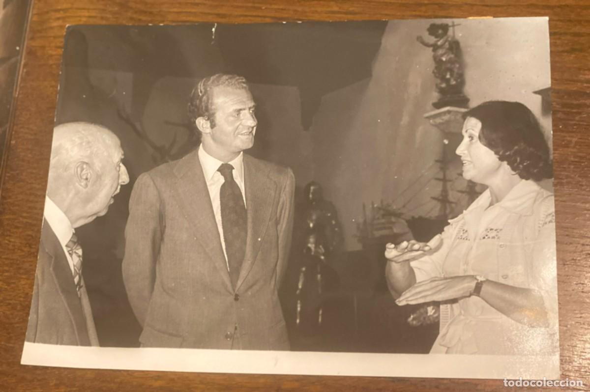 Militaria: FOTOGRAFIA DEL GENERALIMO FRANCO CON DON JUAN CARLOS I, EN EL PAZO DE MEIRAS, FOTOGRAFIA DE PRENSA,