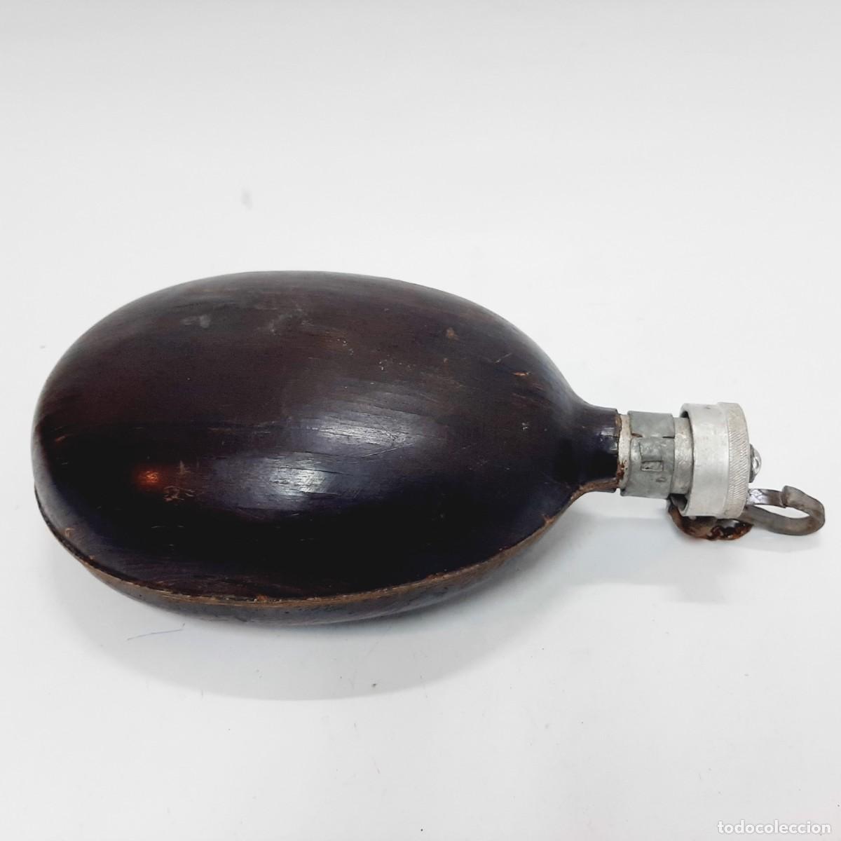 Militaria: Cantimplora militar de aluminio con forro vintage (9.4)