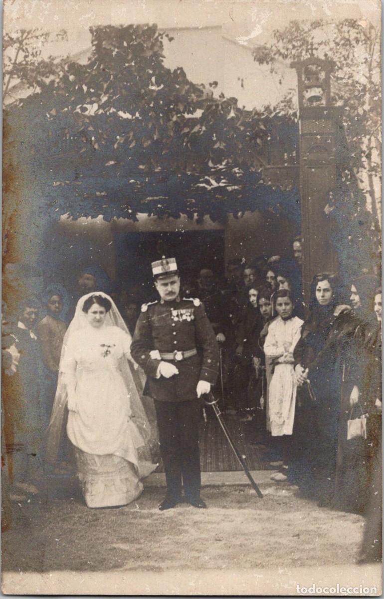 Military Antiques: Teniente de la Guardia Real-Boda-Ros-Medallas-Sable- Expectaci&oacute;n-Mujeres derecha - Hombres izquierda