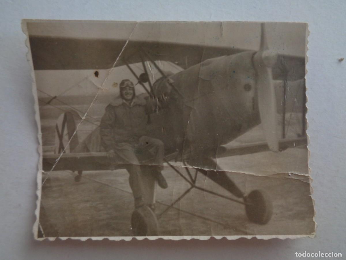 Militaria: AVIACION : FOTO PILOTO Y AVION BIPLANO. EL COPERO, 1954