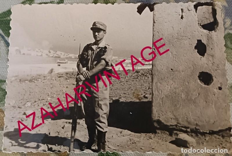 Militaria: SIDI IFNI, 1961, LEGIONARIO DE GUARDIA, 100X70MM
