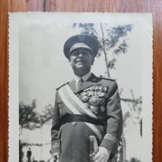 Militaria: FOTOGRAFÍA DE MILITAR MUY CONDECORADO. DEDICATORIA AL TENIENTE GENERAL. DREYER ALCALÁ DE HENARES