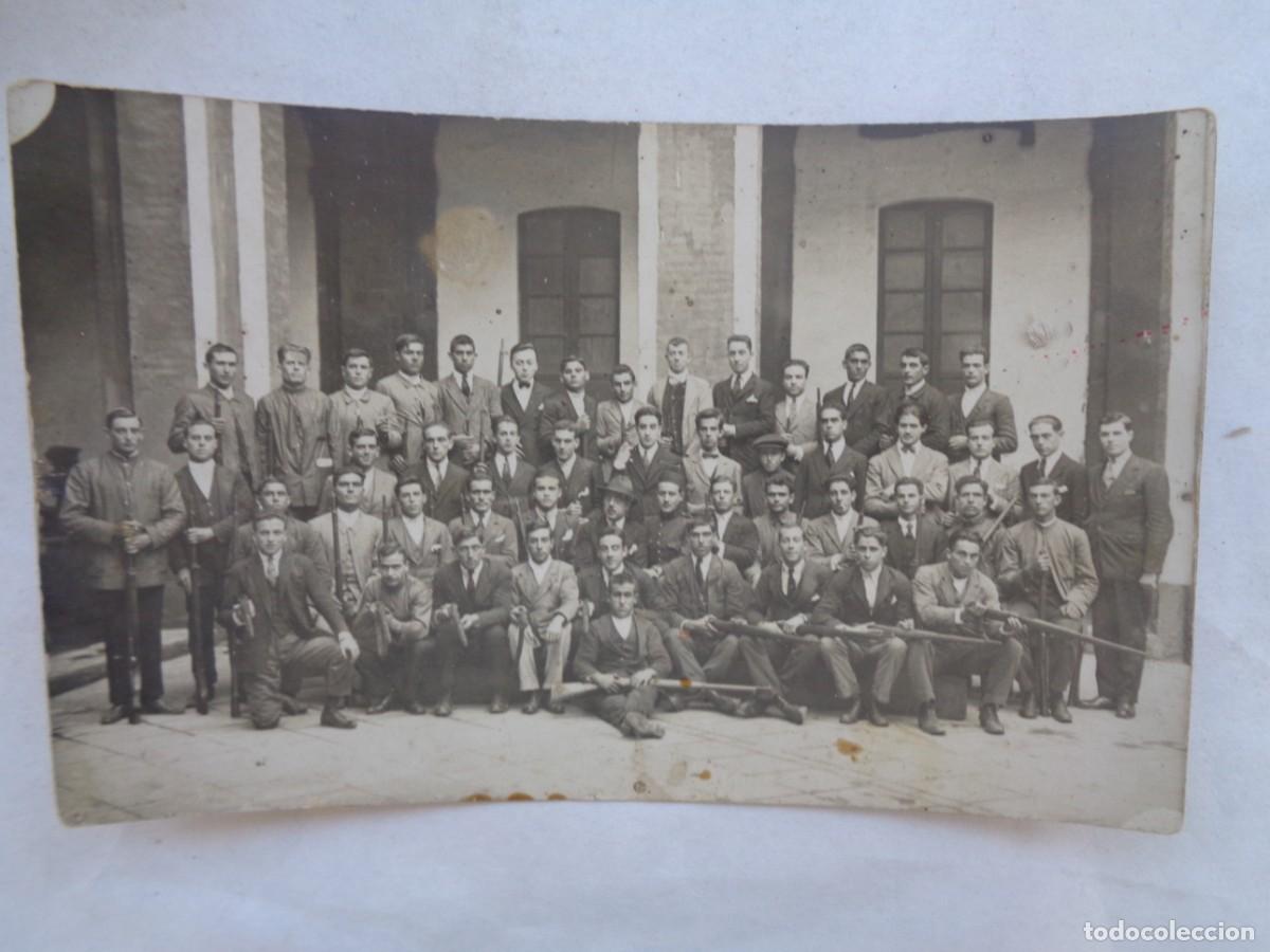 Military Antiques: FOTO DE JOVENES ARMADOS , SEGURAMENTE DEL SOMATEN , A&Ntilde;OS 20