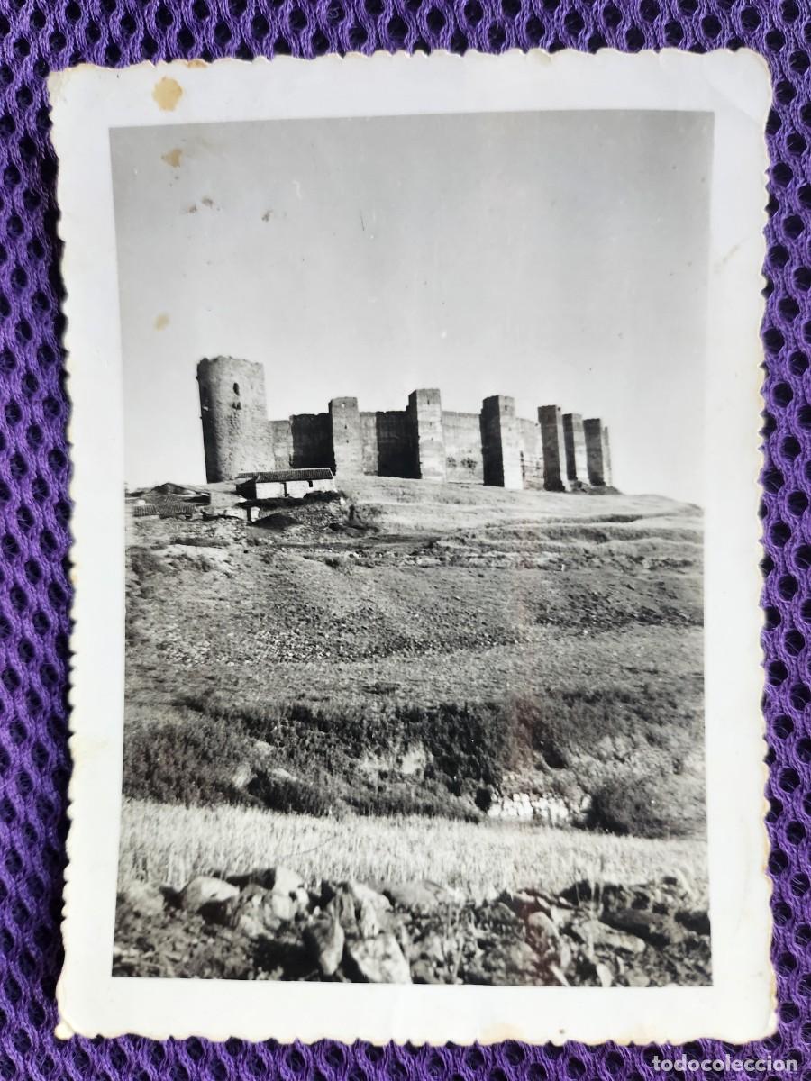 Militaria: Castillo Ba&ntilde;os de la Encina Frente de Juventudas