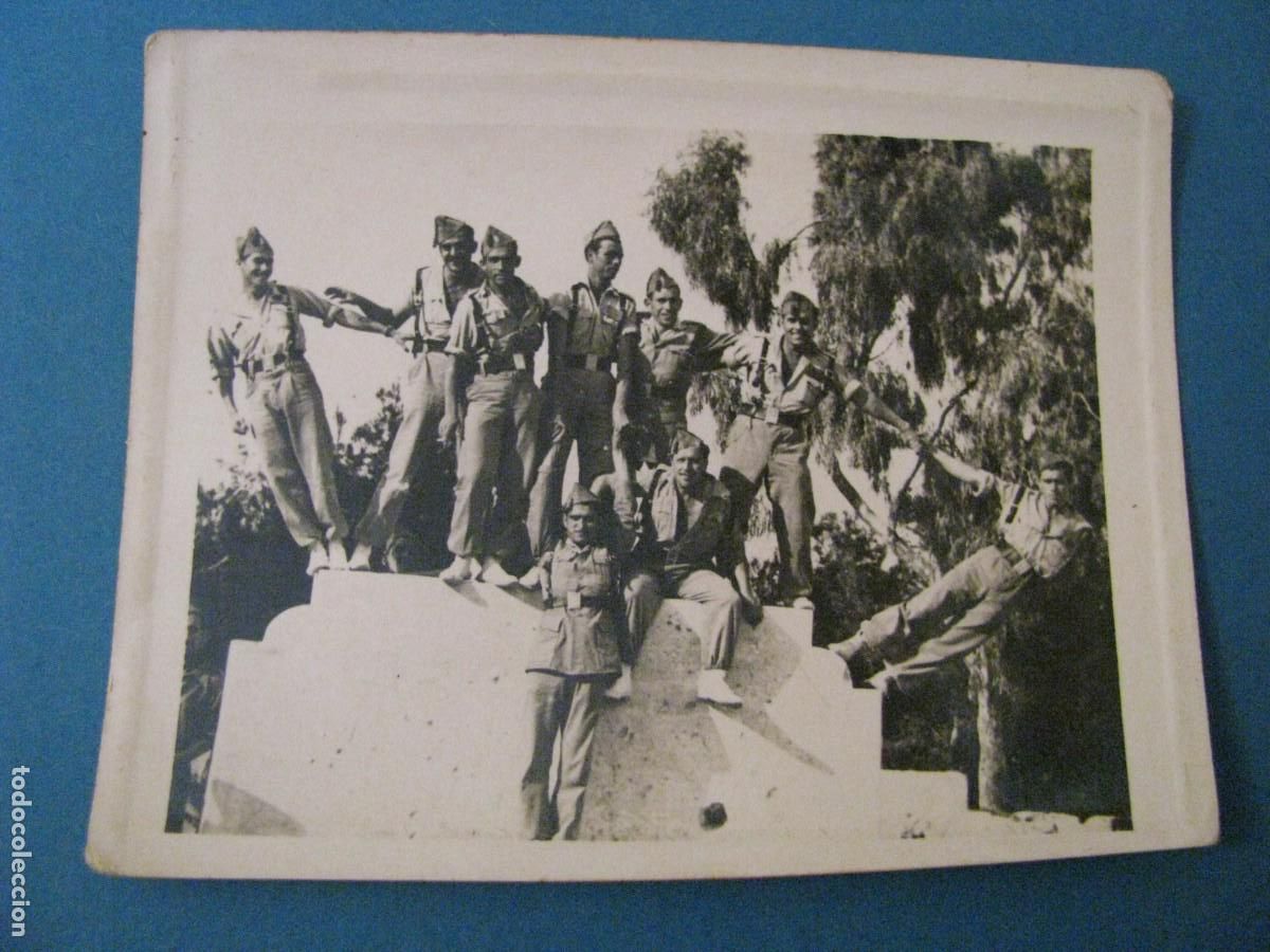 Military Antiques: FOTO DE LEGIONARIOS. A&Ntilde;OS 50 O 60. 9X7 CM.