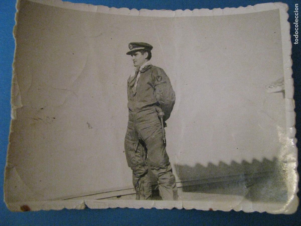 Militaria: FOTO DE UN MILITAR. AJERCITO AEREO. 1960. 10X7 CM.