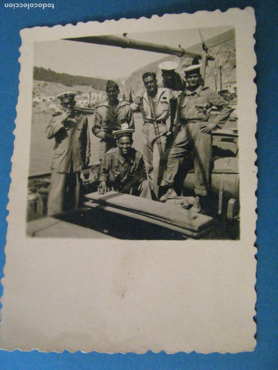 Military Antiques: FOTO DE UN MARINEROS, LEGIONARIOS. 8,5X6 CM. FOTO X, ALHUCEMAS.