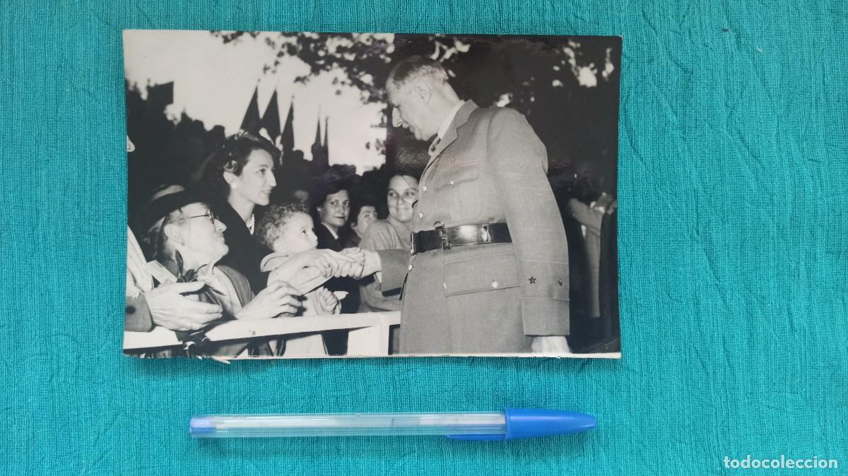 Militaria: Antigua fotografia de prensa de General De Gaulle. 1940. Francia. II Guerra Mundial.