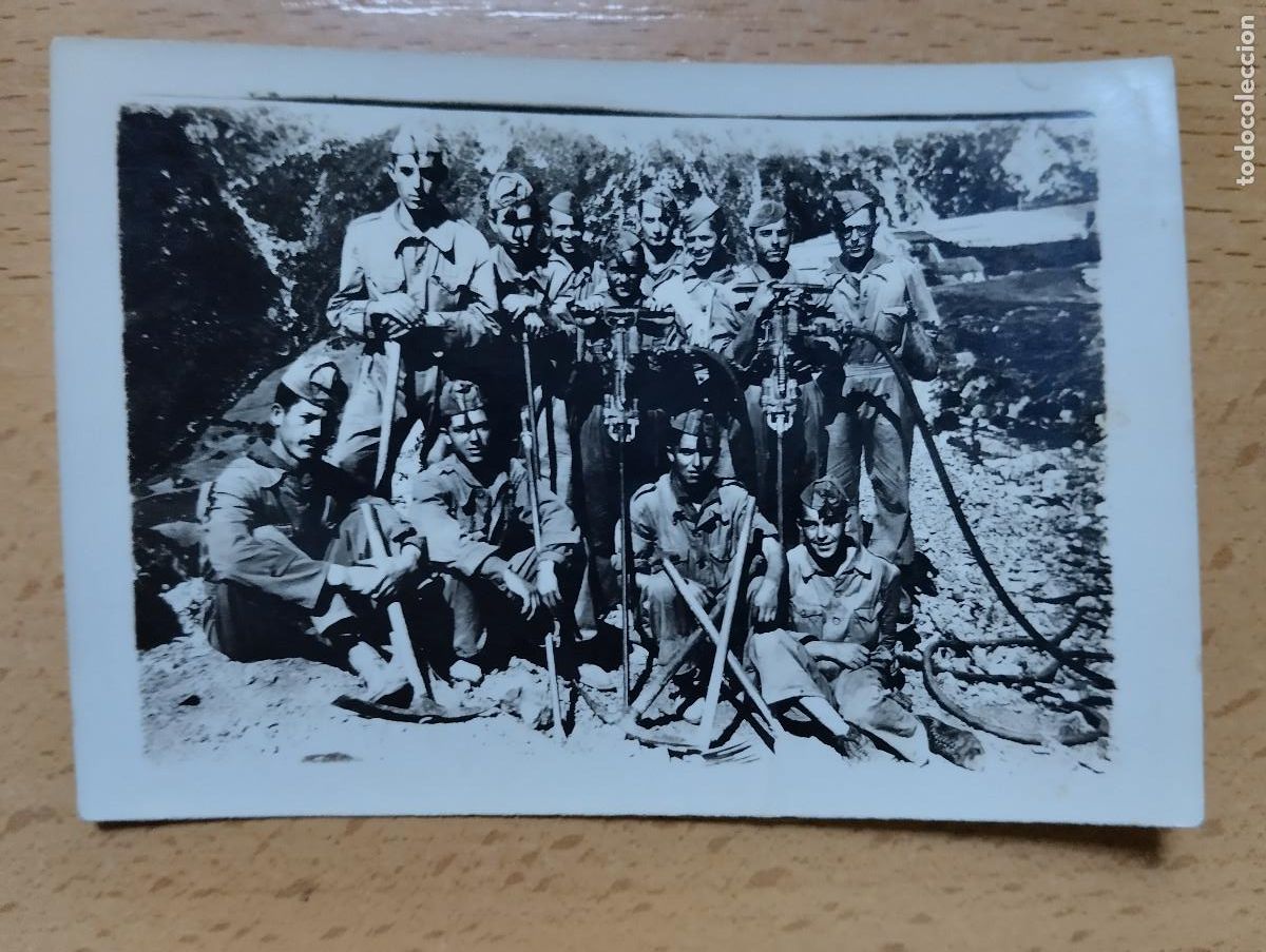 Militaria: FOTO MILITAR. CAMPAMENTO. 9,3X6,4CM.