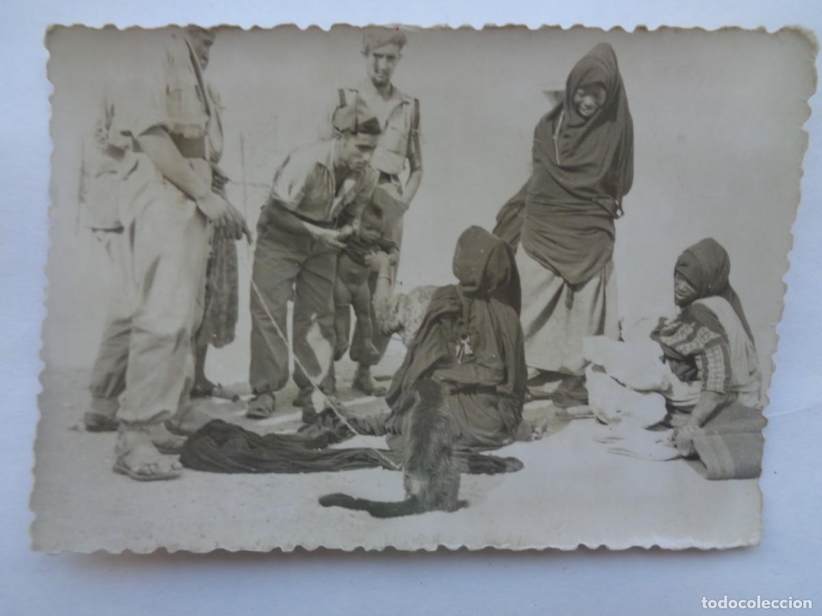 Militaria: LA LEGION : FOTO DE LEGIONARIOS CON SAHARAUIS . SAHARA ESPA&Ntilde;OL