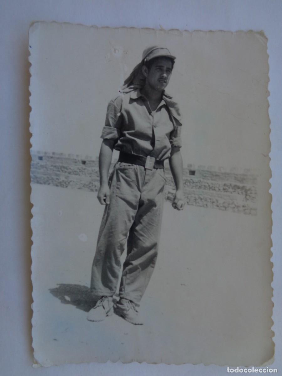 Militaria: LA LEGION : FOTO DE LEGIONARIO CON SIROQUERA . SAHARA 1958