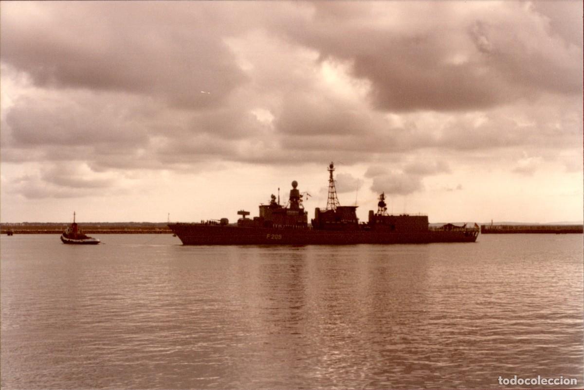 Militaria: 1988 / 1989 - BAHIA DE CADIZ - MANIOBRAS DE LA OTAN / NATO CONJUNTAS