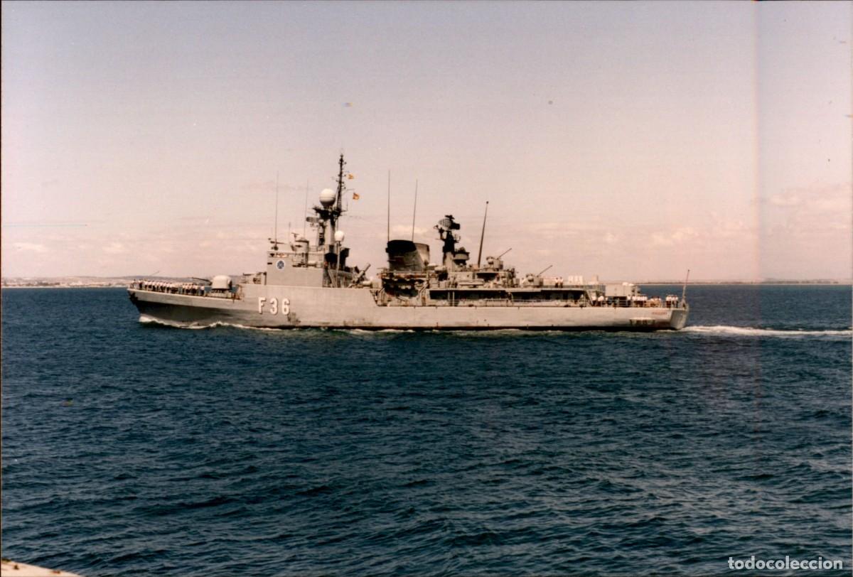 Militaria: F36 Fragata Vencedora - Maniobras de la Armada Espa&ntilde;ola de guerra en el Golfo de Cadiz - A&ntilde;os 80