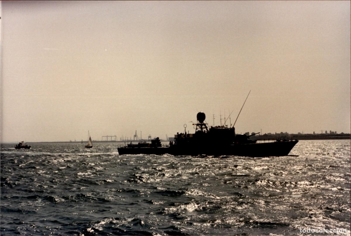Militaria: Maniobras de la Armada Espa&ntilde;ola de guerra en el Golfo de Cadiz - A&ntilde;os 80
