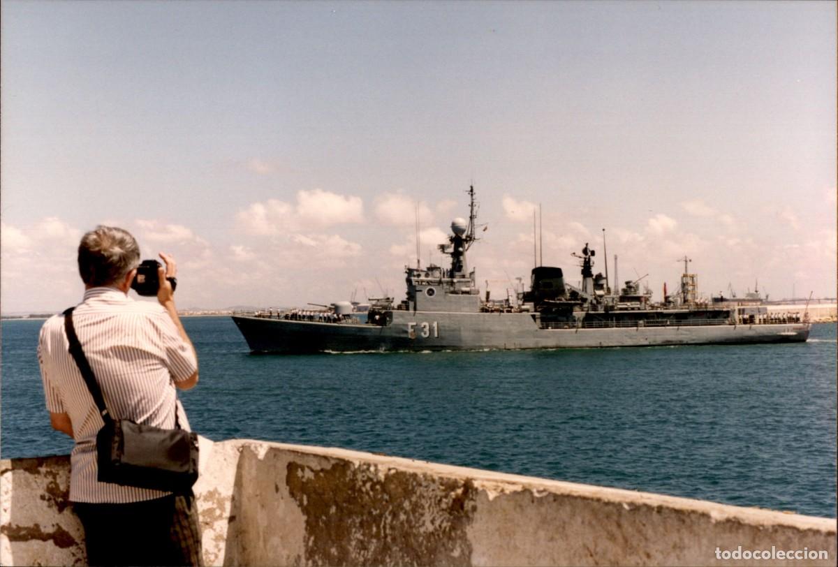 Militaria: F31 Fragata Descubierta - Maniobras de la Armada Espa&ntilde;ola de guerra en el Golfo de Cadiz - A&ntilde;os 80