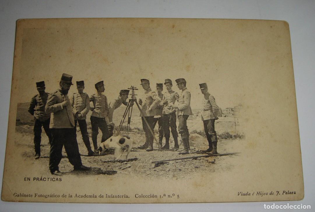 Militaria: Antigua postal fotogr&aacute;fica. Gabinete fotogr&aacute;fico de la Academia de Infanter&iacute;a. En pr&aacute;ticas.
