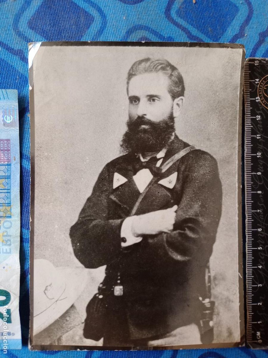 Militaria: Militar siglo XIX. Guerra de Cuba? Casco / Salacot colonial. Foto de &eacute;poca