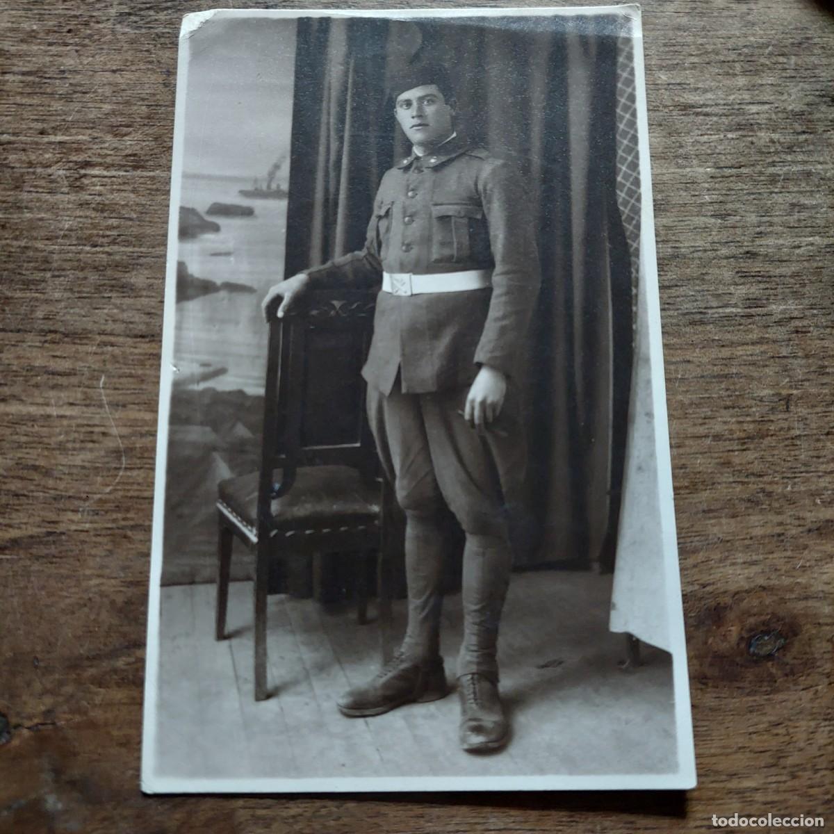 Militaria: Foto postal soldado artilleria ahucemas