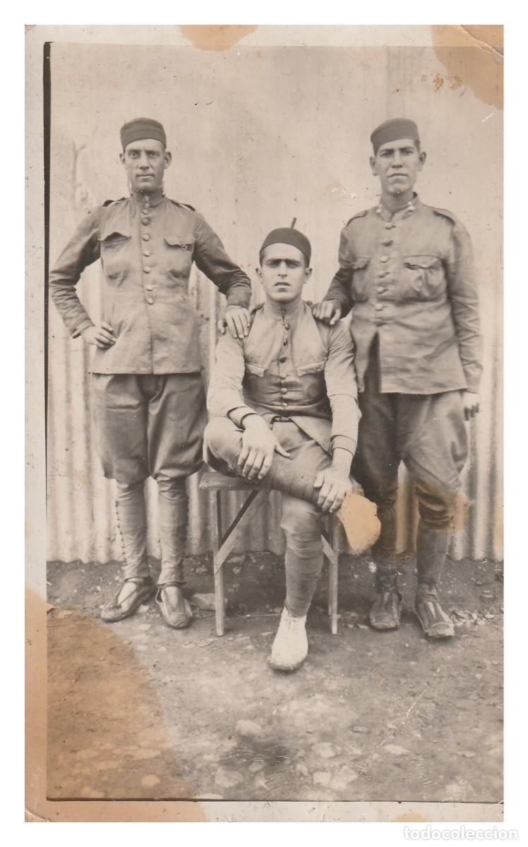Militaria: ANTIGUA FOTOGRAF&Iacute;A, GRUPO DE MILITARES - TARJETA UNI&Oacute;N UNIVERSAL DE CORREOS