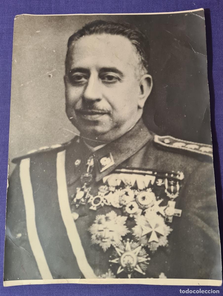 Militaria: Fotograf&iacute;a antigua Coronel muy condecorado a&ntilde;os 40as. Ejercito Espa&ntilde;ol.