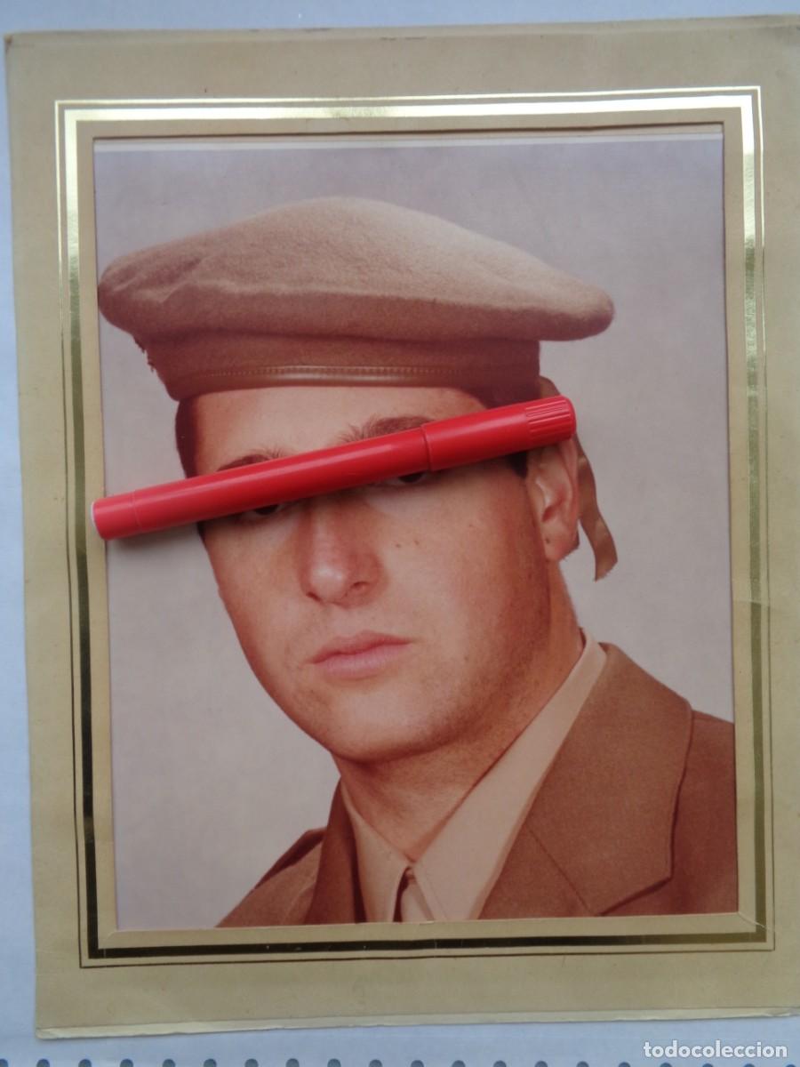 Militaria: GRAN FOTO DE MILITAR CON BOINA. SERVICIO FOTOGRAFICO CIR N&ordm; 11, ARACA ( VITORIA ) TOTAL 24 X 30 CM