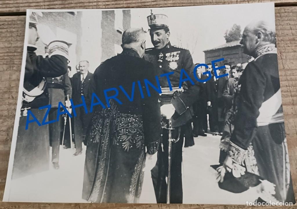 Militaria: ANTIGUA FOTOGRAFIA DEL REY ALFONSO XIII, 164X120MM