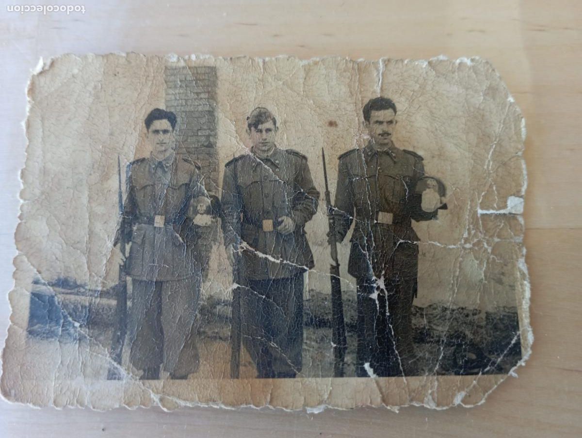 Militaria: ANTIGUA FOTO MILITARES.