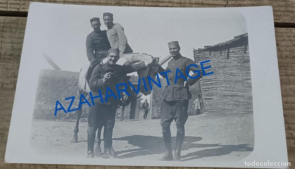 Militaria: TETUAN, ANTIGUA POSTAL FOTOGRAFICA SOLDADOS EN LA GUERRA DE AFRICA, 14X9 CMS