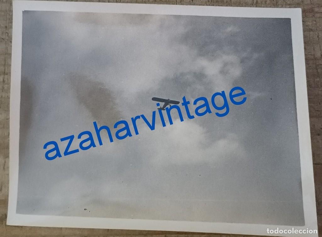 Militaria: AVIACION, A&Ntilde;OS 20, VUELO DE UN AVION, MUY RARA, 110X85MM